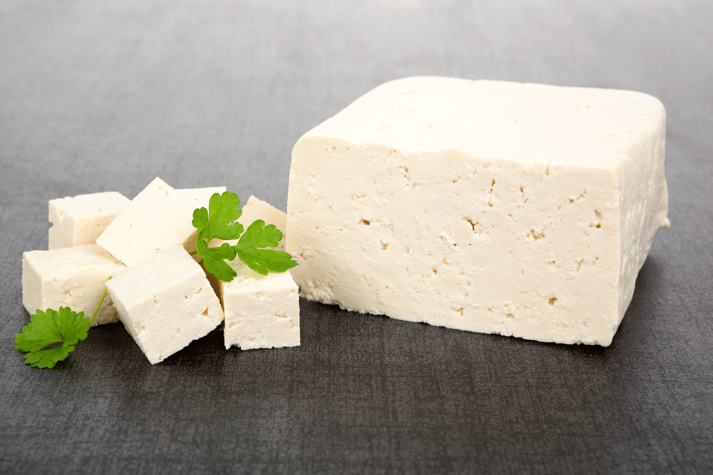 Сыр растительного происхождения. Сыр тофу. Соевый сыр тофу. Тофу и Фета. Соевый творог тофу.