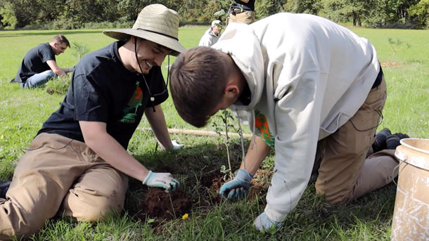 Living on Earth: 'Largest YouTube Ever' Aims Plant 20